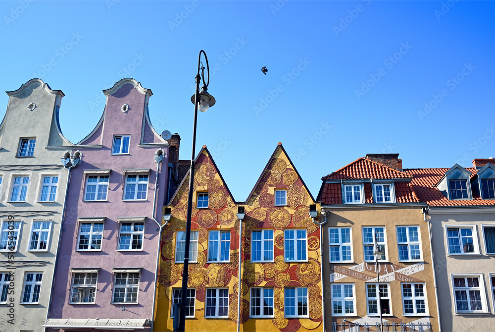 facades of residential townhouses, Szeroka street, old town of Gdansk, Pomerania, Poland, Europe