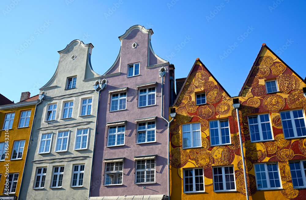 residential townhouses in historic part of Gdansk, Szeroka street,  Gdansk, Tri-city, Pomerania, Poland, Europe