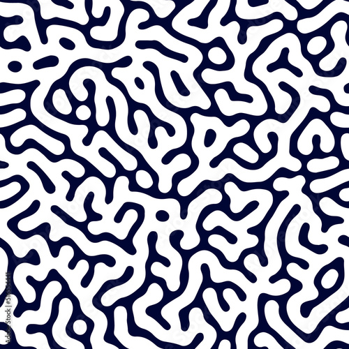 Turing reaction diffusion monochrome seamless pattern made via morphogenesis. Natural background with organic structures. Vector illustration of chemical or biological concept. Doodle labyrinth © Kusandra