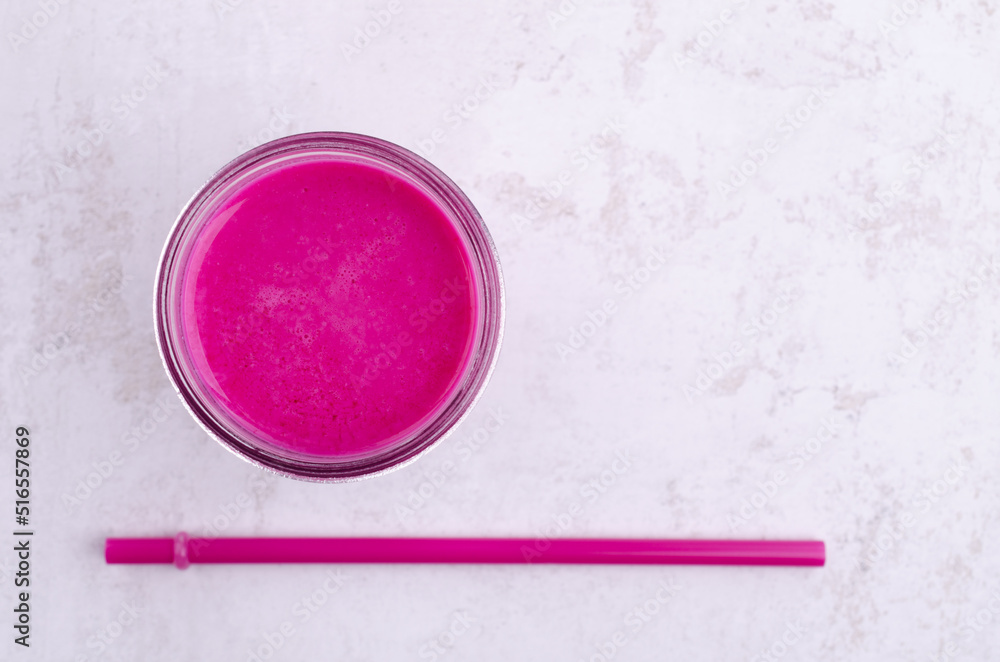 Naklejka premium Thick pink drink