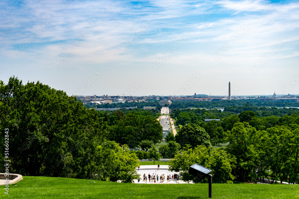 Fototapeta premium Skyline of Washington D.C. as seen from Arlington House in Arlington National Cemetery. Washington Monument, Lincoln Memorial and Arlington Memorial Bridge. 