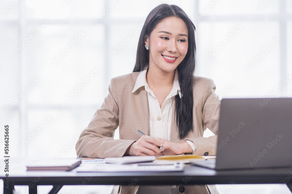 Portrait of Young woman using laptop computer at the office, Student girl working at home. Work or study from home, Asian woman freelance, business, lifestyle concept
Portrait of Young woman using laptop computer at the office, Student girl working at home. Work or study from home, Asian woman freelance, business, lifestyle concept