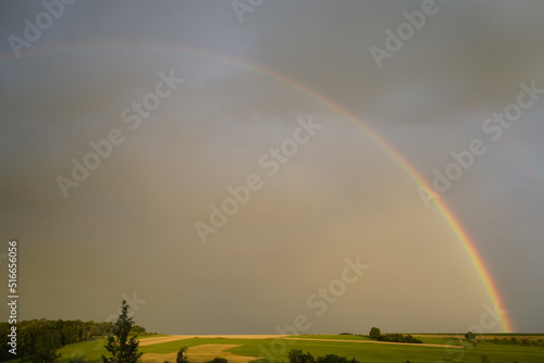 Regenbogen, rainbow, Horizont, Lichtbrechung, Farbspektrum
