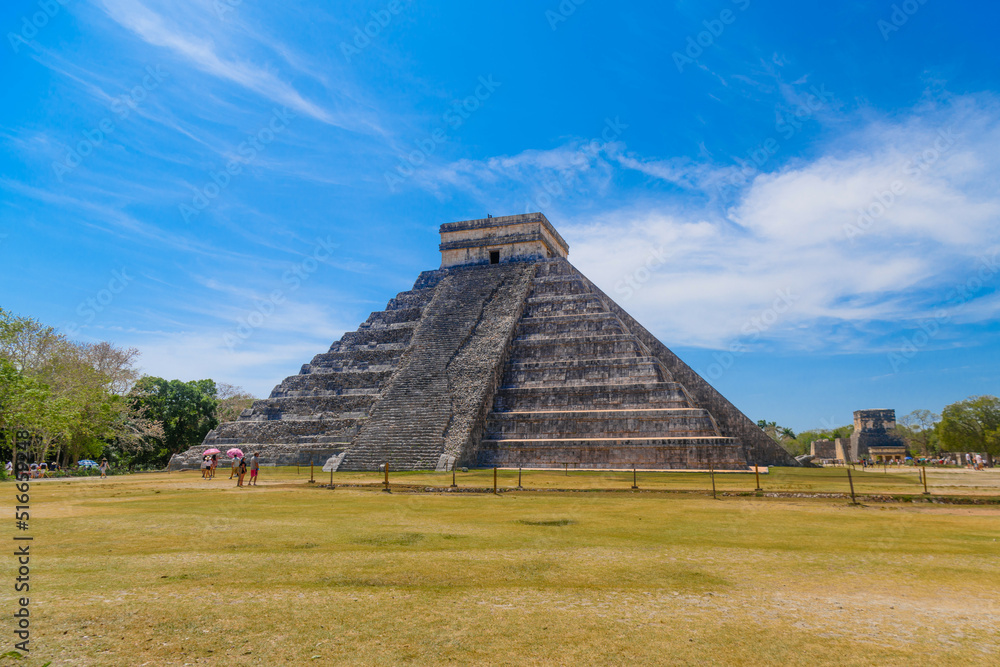 Temple Pyramid of Kukulcan El Castillo, Chichen Itza, Yucatan, Mexico, Maya civilization Temple Pyramid of Kukulcan El Castillo, Chichen Itza, Yucatan, Mexico, Maya civilization