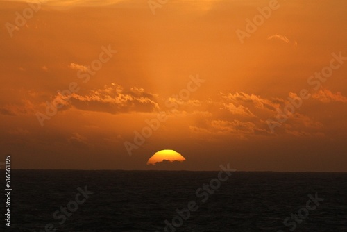 Sonnenaufgang   ber Ozean