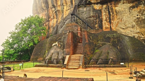 Lion's Paw Terrace on a foggy morning, a Sri Lankan tourist landmark