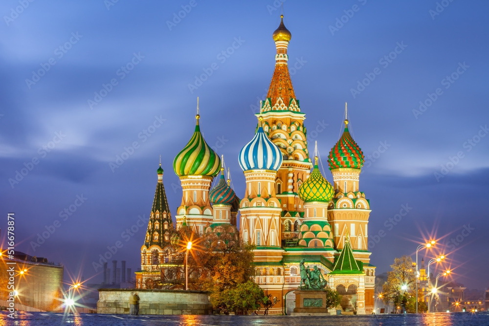 St. Basil s Cathedral at dawn in Red Square, Moscow, Russia