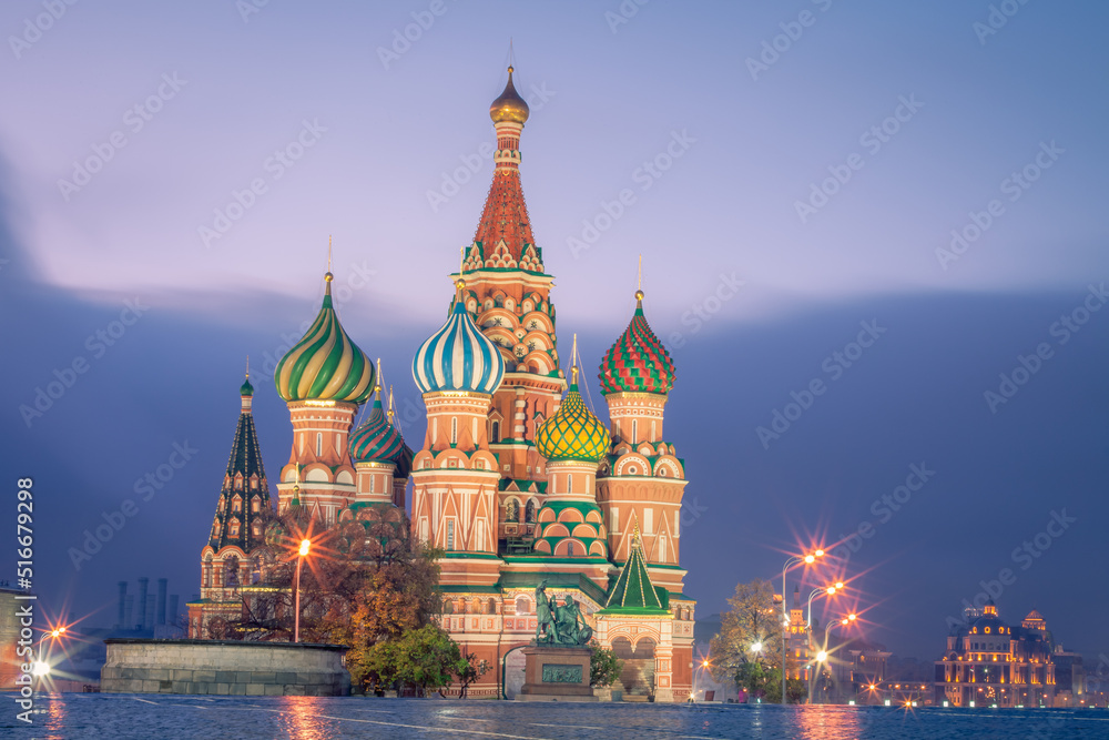 St. Basil s Cathedral at dawn in Red Square, Moscow, Russia