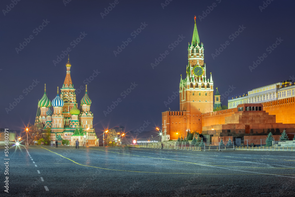 St. Basil s Cathedral at dawn in Red Square, Moscow, Russia