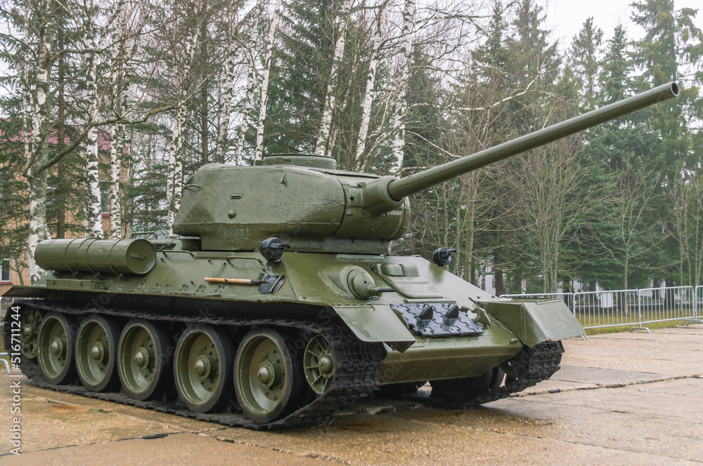 Soviet medium tank. The most massive tank of the Second World War. Armament of the Soviet army.