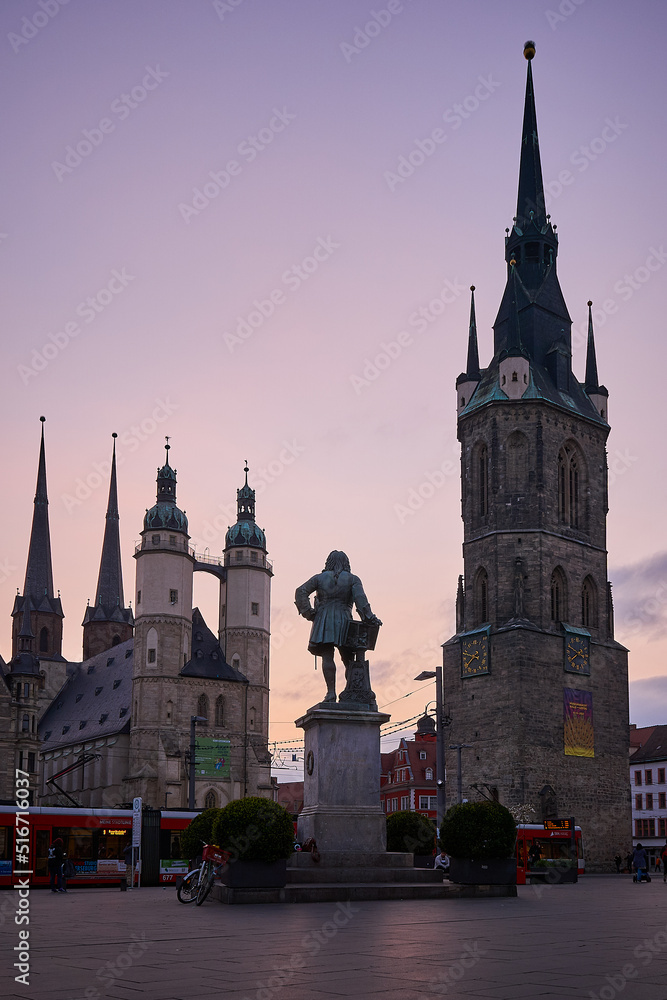 Roter Turm Händel Marktkirche Silhouette