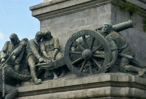 Statue details of the Monumento aos Heróis da Guerra Peninsular in Porto Boavista - Portugal photo
