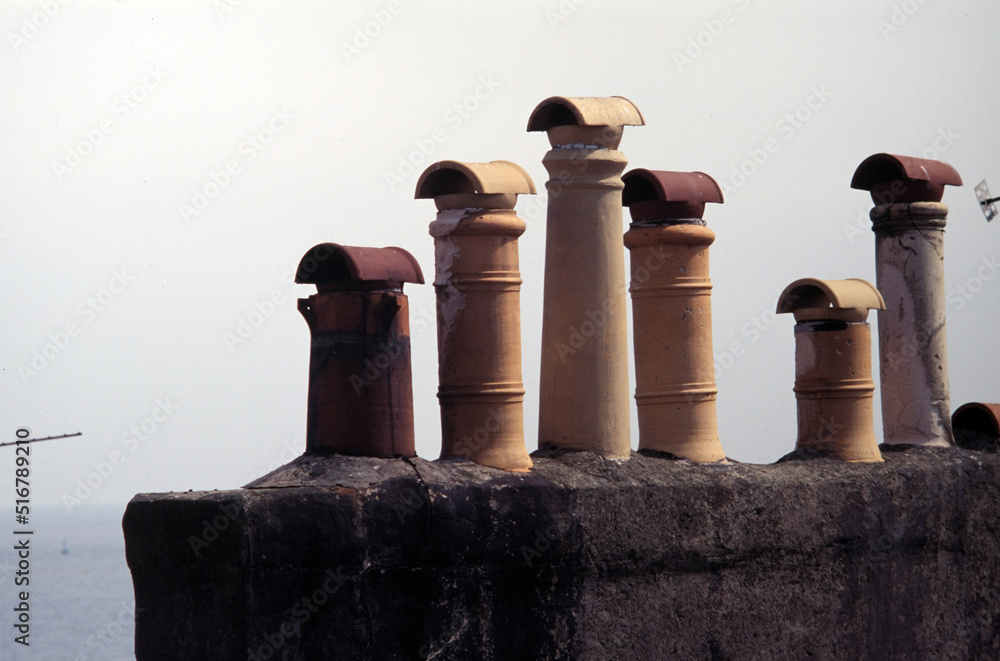 Naklejka premium Chimney pots