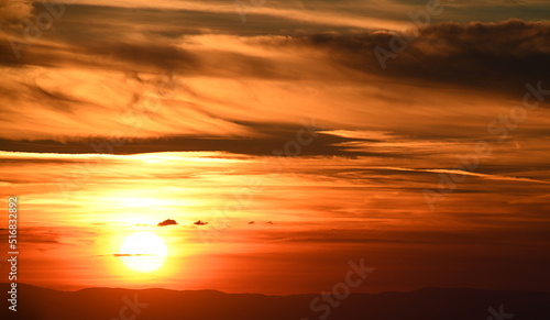 Fototapeta Naklejka Na Ścianę i Meble -  coucher soleil en appenzell