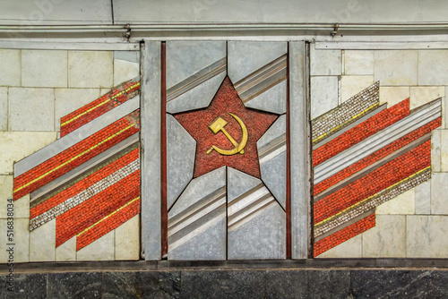 Obraz na płótnie Russian communist Hammer and Sickle from former Soviet Union in Kiev, Ukraine w salonie