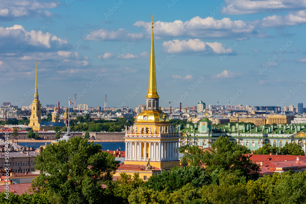 Fototapeta premium Saint Petersburg aerial cityscape from St. Isaac's cathedral top, Russia