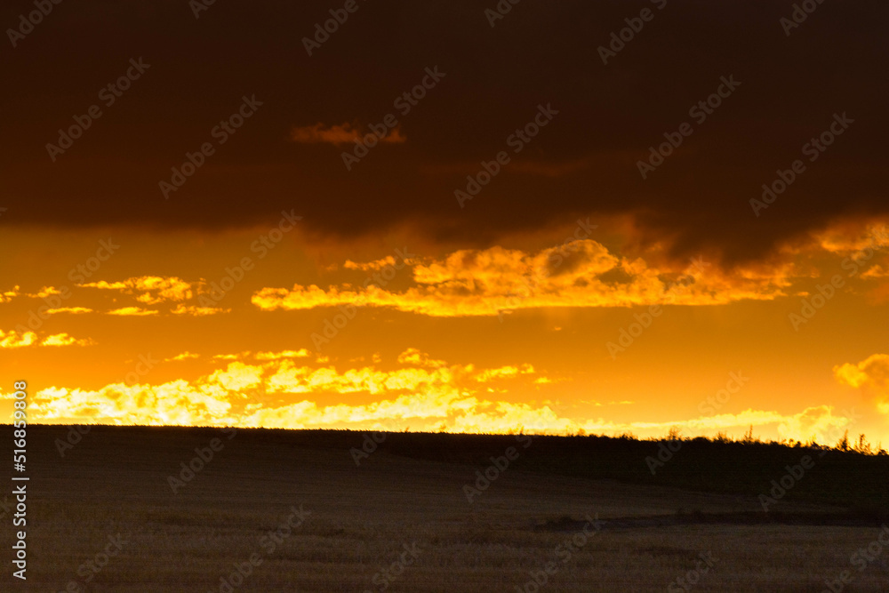 美しい夕暮れの空
美しい夕暮れの空