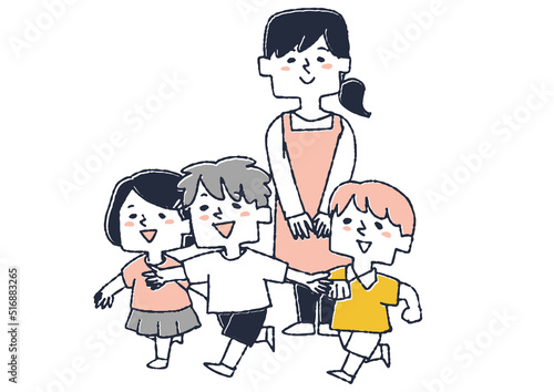 走り回って遊ぶ子供を見守る保育士　保育園、幼稚園で伸び伸びと過ごすこども達