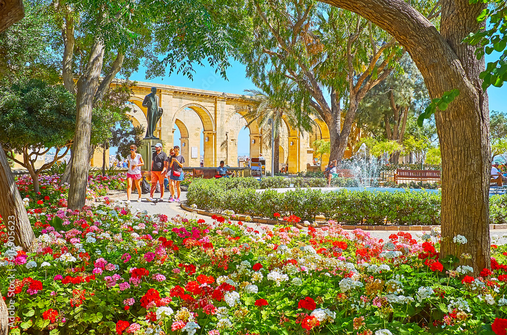 Enjoy the Upper Barrakka Gardens of Valletta, Malta