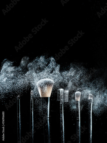 cosmetic brush for applying makeup, powder