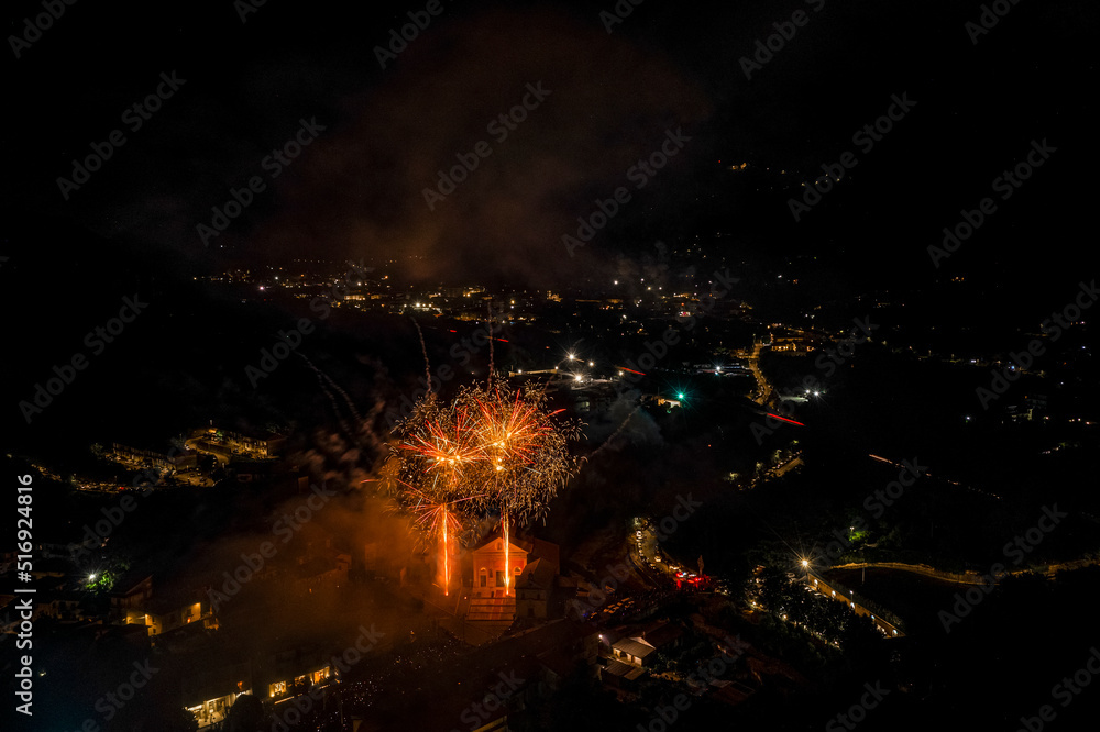 Fuochi d'artificio ripresi con il drone Fuochi d'artificio ripresi con il drone