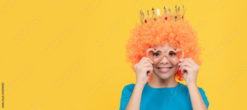 nice look. egocentric kid in clown wig and crown. imagine herself princess. funny child. Funny teenager child in wig, party poster. Banner header, copy space.