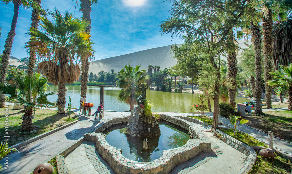 Φωτογραφία Huacachina is a desert oasis and a small village just west of the city of Ica in