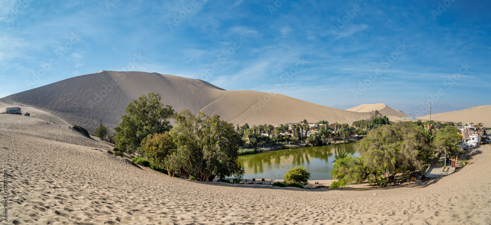 Εκτύπωση καμβά Huacachina is a desert oasis and a small village just west of the city of Ica in