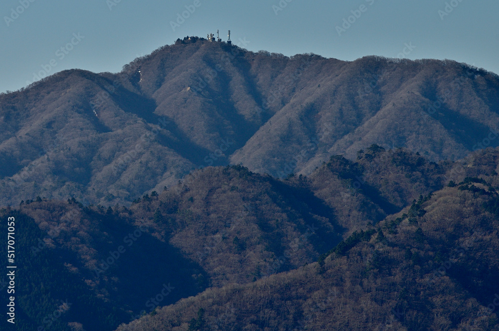 Fototapeta premium 丹沢の相州アルプス 荻野高取山より大山を望む 