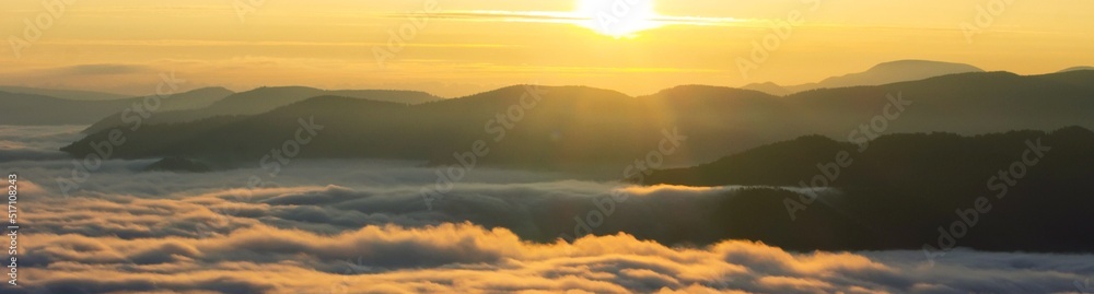 Obraz premium spectacular summer scenery, awesome sunset landscape, beautiful nature background in the mountains, Carpathian mountains, Ukraine, Europe 