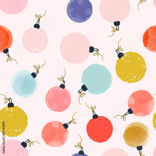 Christmas and New Year seamless pattern with Christmas tree toys in vector.