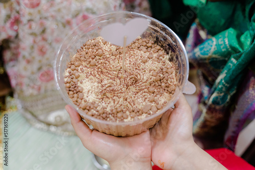 rice in a hand photo