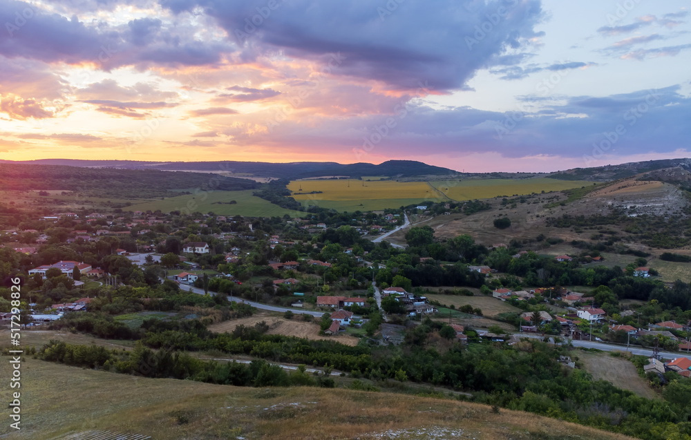 Fototapeta premium sunset over the city