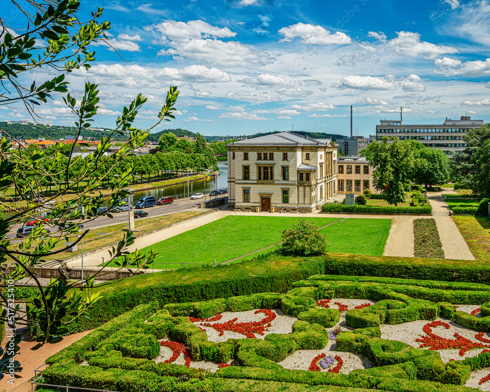 Schlossgarten-Blick auf saarländischen Landtag