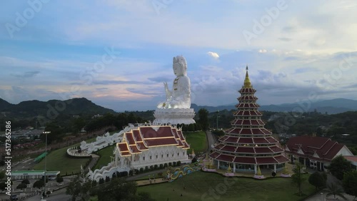 Wallpaper Mural Chinese temple wat hyua pla kang Chiang Rai Thailand. They are public domain or treasure of Buddhism. white big Guanyin statue in Chiang Rai the biggest Guanyin in the world. Torontodigital.ca
