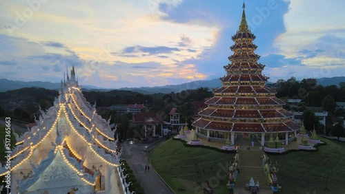 Wallpaper Mural Chinese temple wat hyua pla kang Chiang Rai Thailand. They are public domain or treasure of Buddhism. white big Guanyin statue in Chiang Rai the biggest Guanyin in the world. Torontodigital.ca