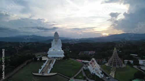 Wallpaper Mural Chinese temple wat hyua pla kang Chiang Rai Thailand. They are public domain or treasure of Buddhism. white big Guanyin statue in Chiang Rai the biggest Guanyin in the world. Torontodigital.ca