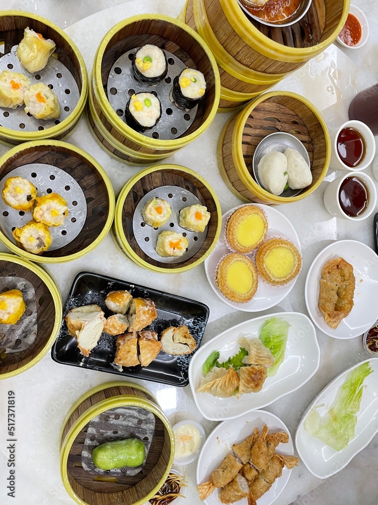famous steamed hong kong dim sum served in bamboo container famous steamed hong kong dim sum served in bamboo container
