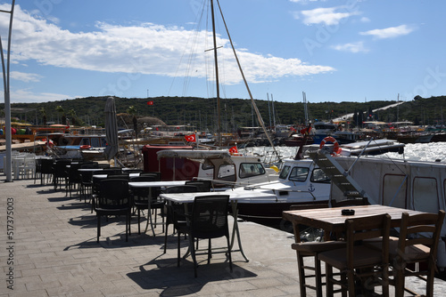 Hafenpromenade an der türkischen Küste