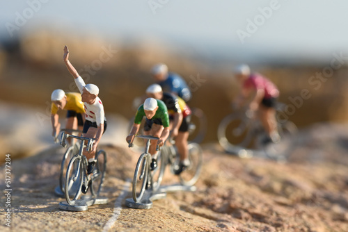 Cyclisme cycliste vélo champion Tour de France maillot à pois montagne