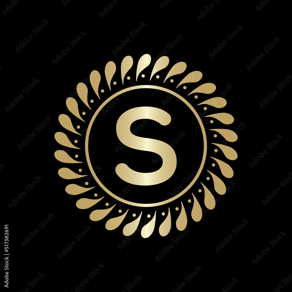 Fototapeta premium Initial S Golden leaf and circle logo design vector. Golden beauty S Logo and business symbol and alphabets vector design
