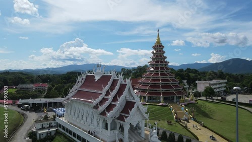 Wallpaper Mural Chinese temple wat hyua pla kang Chiang Rai Thailand. They are public domain or treasure of Buddhism. white big Guanyin statue in Chiang Rai the biggest Guanyin in the world. Torontodigital.ca