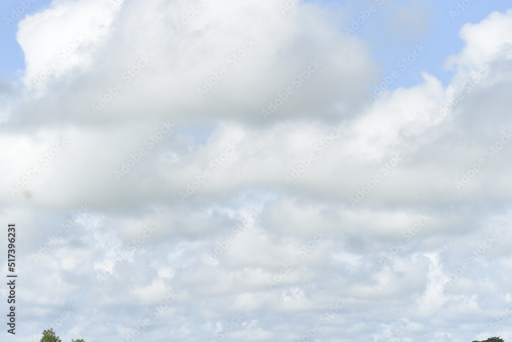 Obraz premium blue sky and clouds