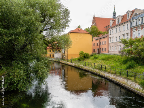 Obraz na płótnie Canal in the Bydgoszcz City (2) w salonie