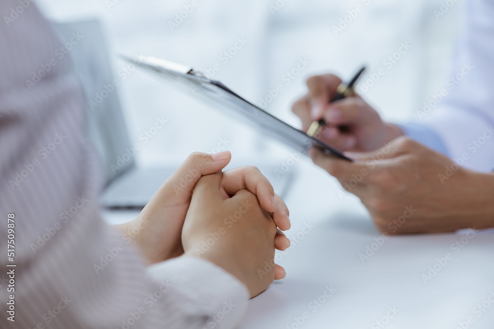 Doctors are giving advice on treatment to patients in hospital examination rooms, treating diseases from specialists and providing targeted treatment. Concepts of medical treatment and specialists. Doctors are giving advice on treatment to patients in hospital examination rooms, treating diseases from specialists and providing targeted treatment. Concepts of medical treatment and specialists.