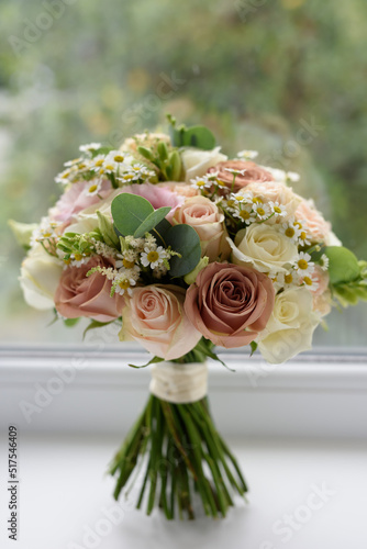 wedding bouquet of roses