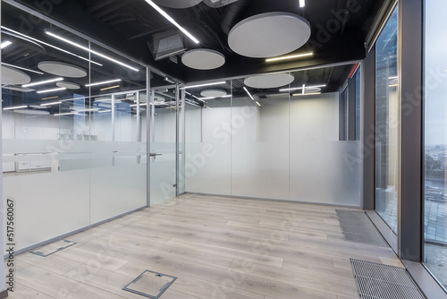 Vászonkép 33_Business_Centre_Ivanov