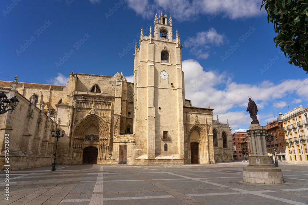 San Antolin cathedral of Palencia in a sunny day, Castilla y León, Spain