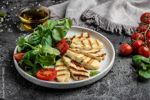 Fotografie halloumi cheese with mint