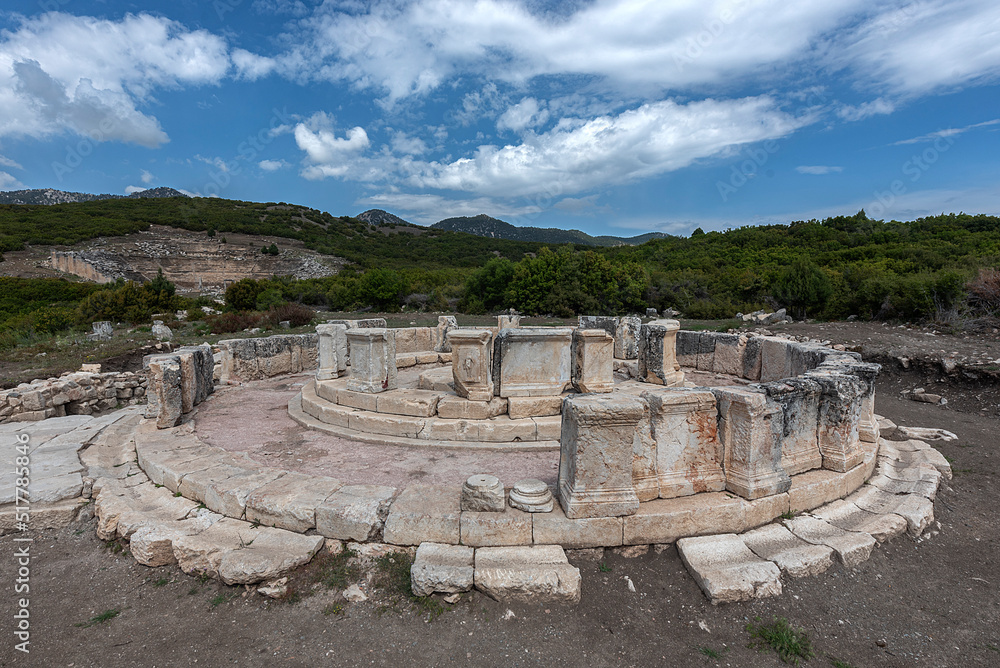 The ancient city of Kibyra, located in Denizli Golhisar district, has survived to the present day with its architecture.